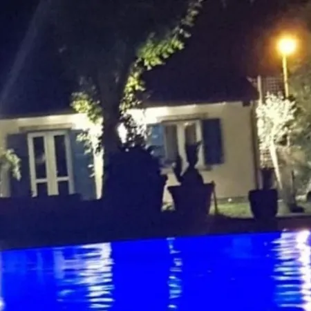 Casetta Sul Mare E Con Piscina *