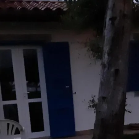 Casetta Sul Mare E Con Piscina *